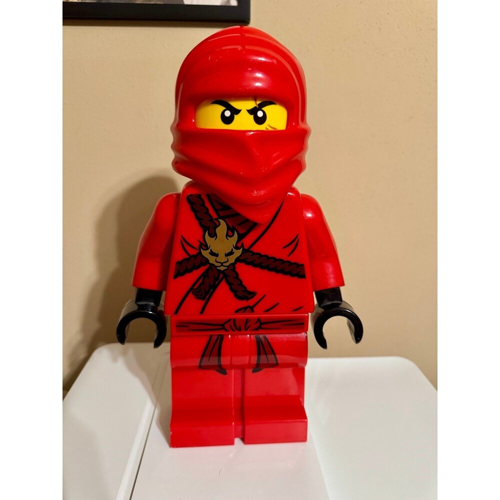 LEGO NINJAGO Kai LEGO NINJAGO
Red Ninja 13.5"
Large Coin Money Bank